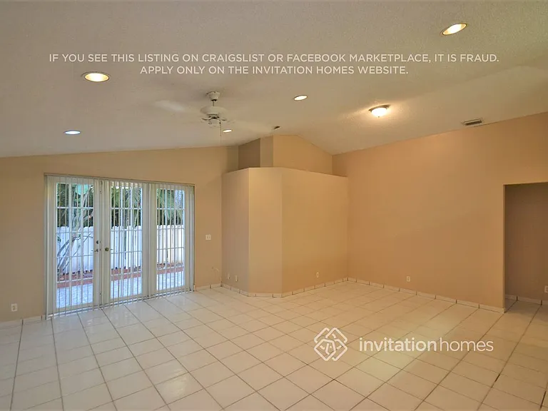 16335 NW 19th St — Photo 4