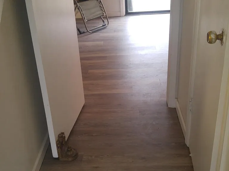 Front hall to kitchen