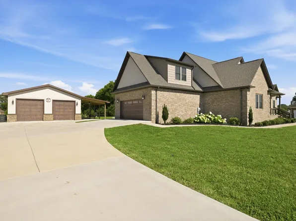 12 McFall Rd, Ethridge, TN 38456