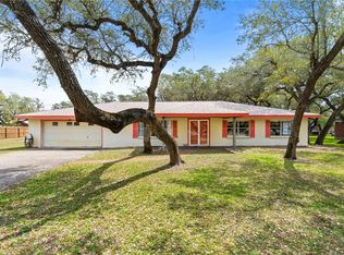 34 Redbird Trl, Rockport, TX 78382
