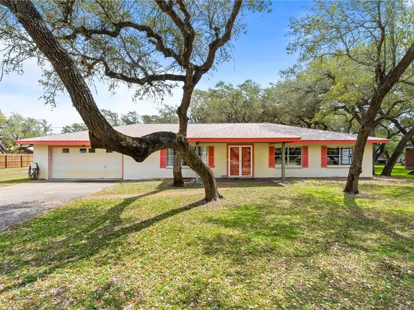 34 Redbird Trl, Rockport, TX 78382