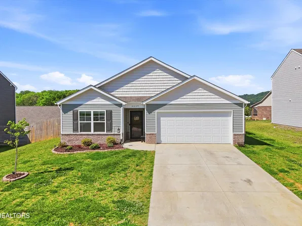 4039 Wesoga Dr, Dandridge, TN 37725