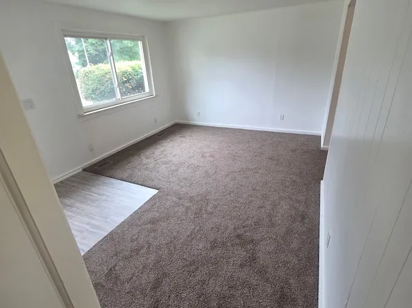 1716 Griswold St, Port Huron, MI 48060
