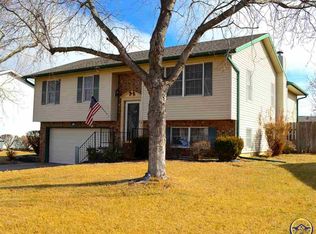2220 Mount Vernon Ter, Emporia, KS 66801