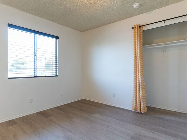 450 N Coronado Ter — Photo 8