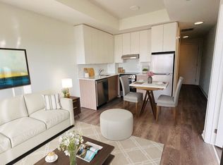 165 Canon Jackson Dr #604, Toronto, ON M6M 0B6