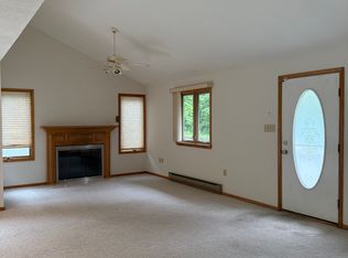 425 Iris Rd, Millville, NJ 08332