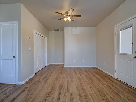3rd image of 521 N Ross Alleyway