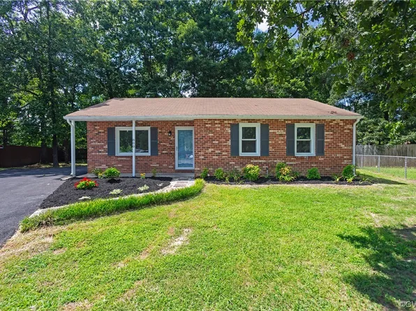 800 Pebble Ct, Richmond, VA 23224