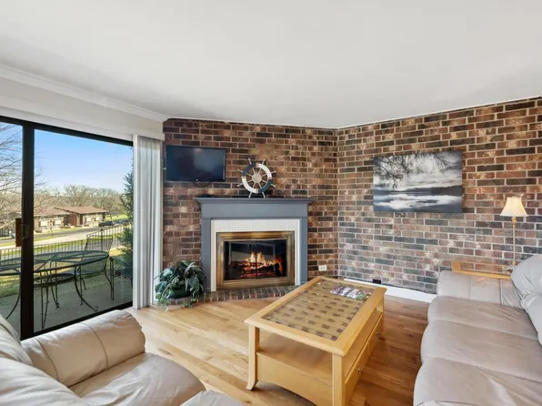 55 Lausanne COURT #55-07, Lake Geneva, WI 53147