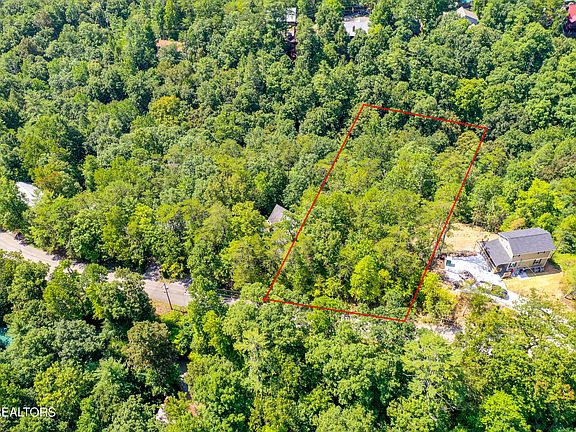 4th image of 210 Cutter Gap Rd