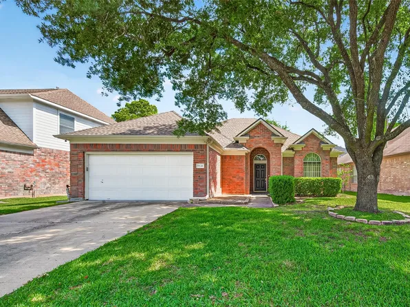 9846 N Villa Dr, Houston, TX 77064