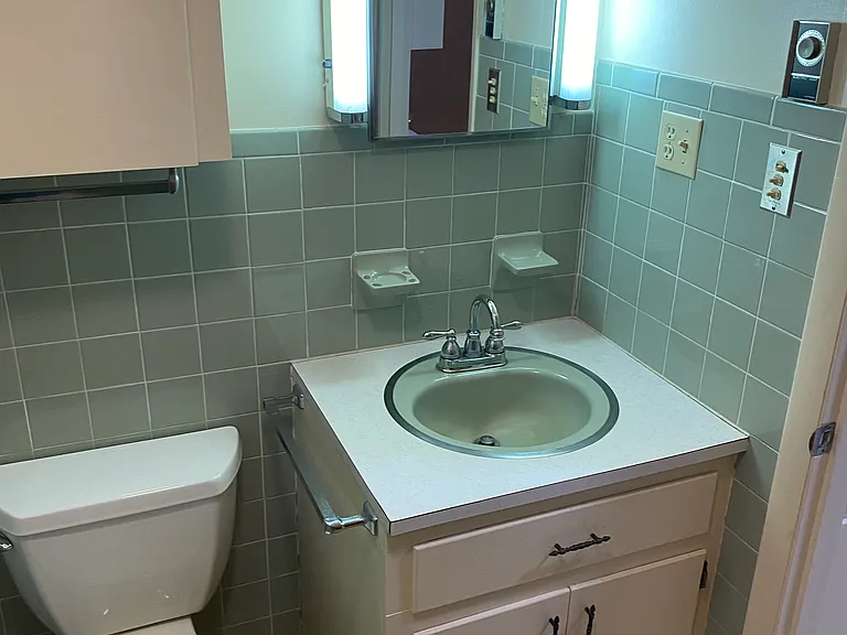Cox Crossing Dr — Photo 20