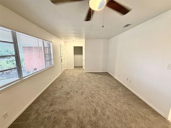 4th image of 316 Angle St