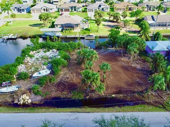 4114 Palm Dr #2, Punta Gorda, FL 33950