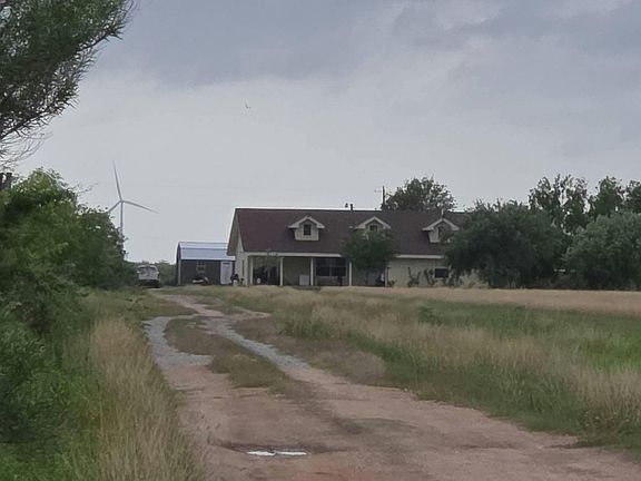3rd image of 19302 Reyes Rd