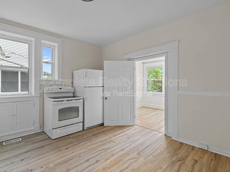 4301 S 38th St #1S — Photo 8