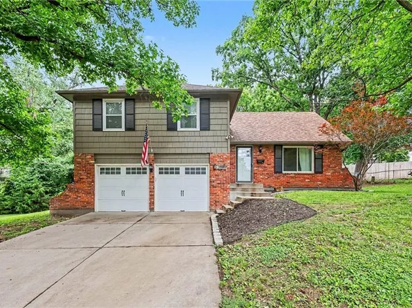 5620 Perry Ave, Merriam, KS 66203