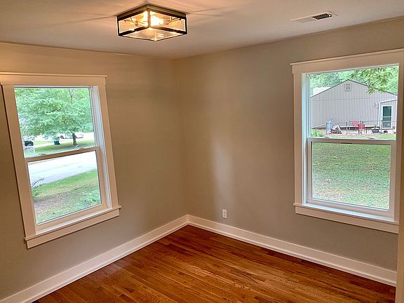2nd image of 8801 Hemlock Dr