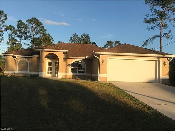 2nd image of 806 Calvin Ave