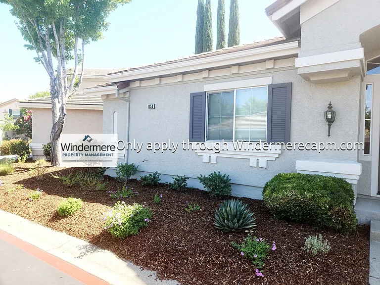 1150 Reston Dr — Photo 3