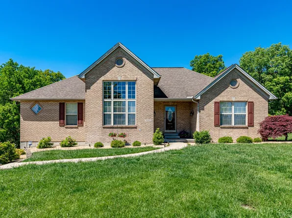 24563 Park Place Estates Dr, Lawrenceburg, IN 47025