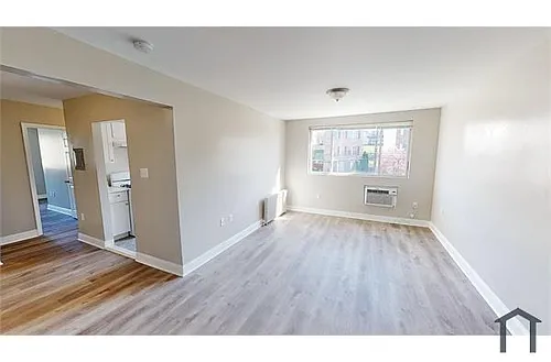 2826 Hartford St SE #203 Photo 1