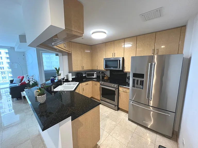 801 Brickell Key Blvd #1707 — Photo 27