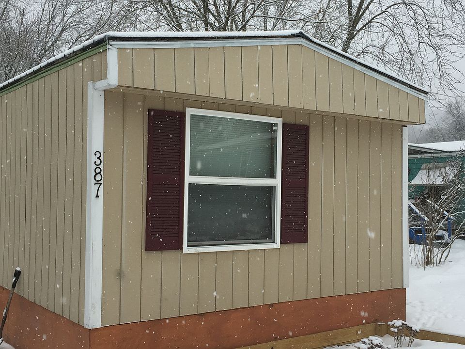 3 bedroom single mobile home