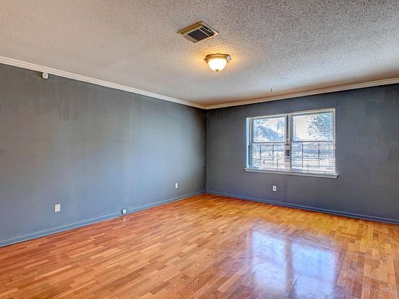 4th image of 2023 S Izard St