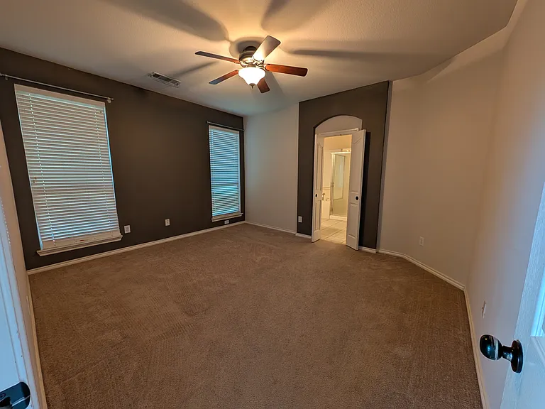 12533 Cottageville Ln — Photo 8