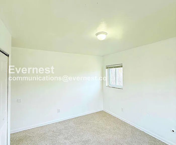 15601 Schoolcraft St #2 — Photo 14