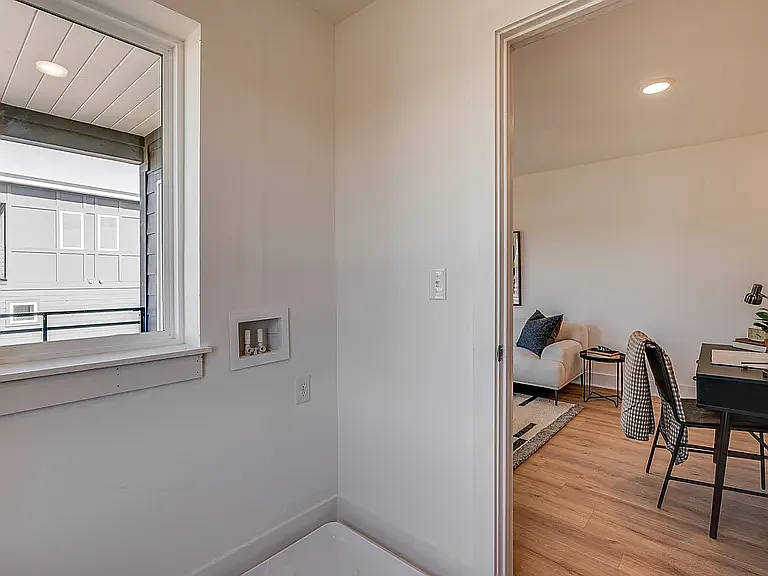 102 Duke St #10 — Photo 14