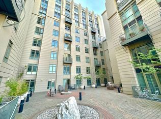 423 7th St UNIT 301, Oakland, CA 94607