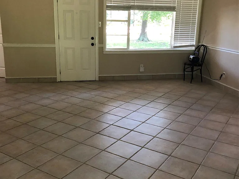 13426 Conklin Ln — Photo 9