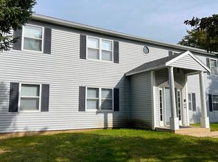 1602 45th St NW APT 4, Rochester, MN 55901