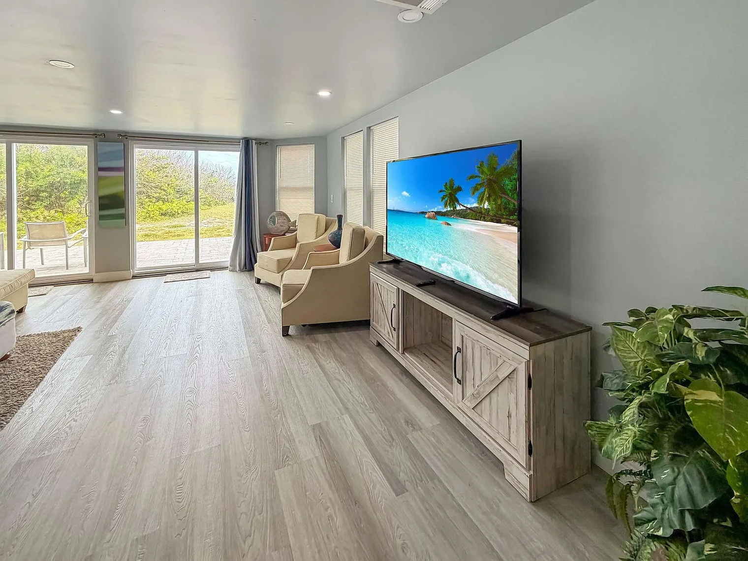 4 bed, 4.0 bath, $10,878 — Photo 4