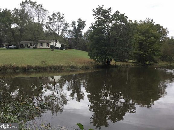 2nd image of 22 Lesley Dr