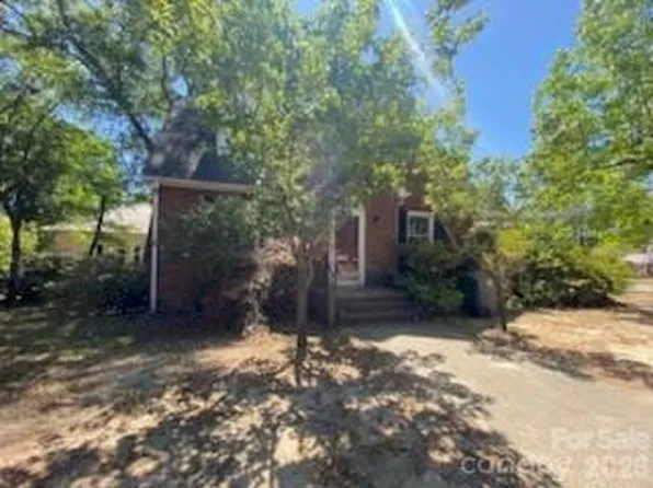 413 Rice St, Hamlet, NC 28345