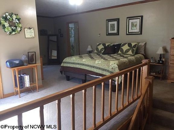 4th image of 144 Ballah St