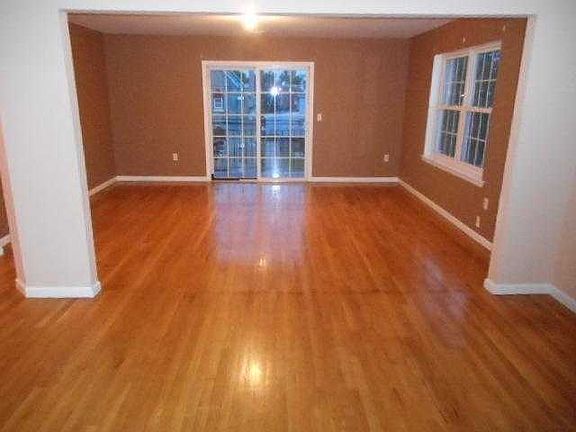 Living dining