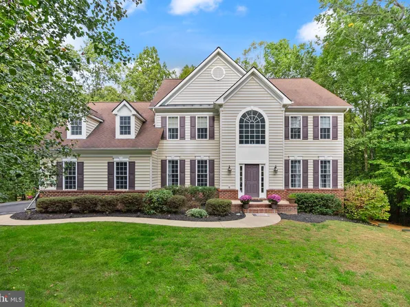 90 Snowy Egret Way, Fredericksburg, VA 22406