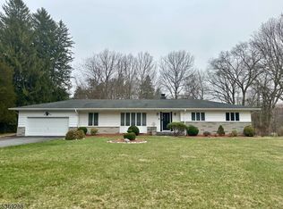 15 Luff Rd, Boonton Twp., NJ 07005