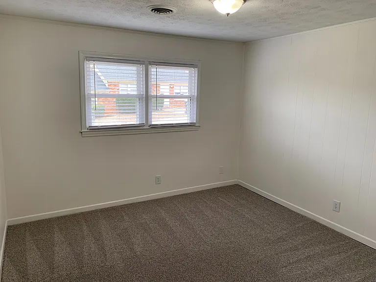 Room 1 Room 1