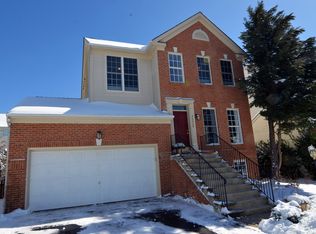 26020 Springdale Dr, Chantilly, VA 20152
