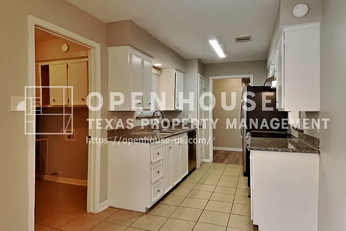 1070 Red Rock Canyon Dr — Photo 6