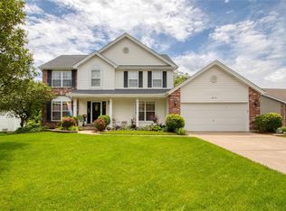 612 Green Tree Meadows Dr, Lake Saint Louis, MO 63367