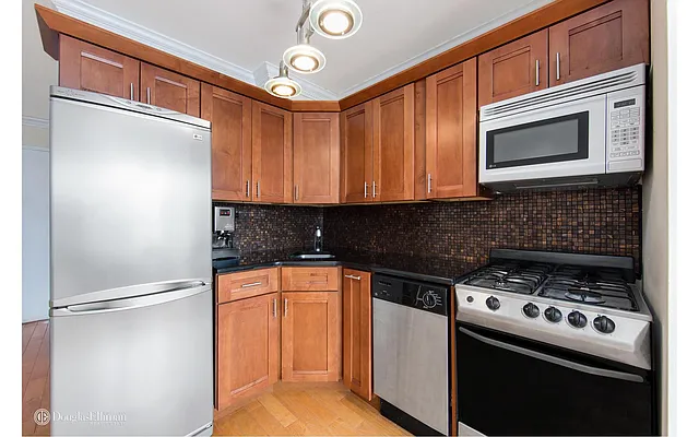 Rented by Douglas Elliman | media 13