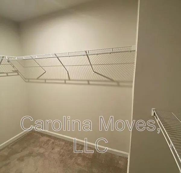 8 Willomere Way — Photo 15