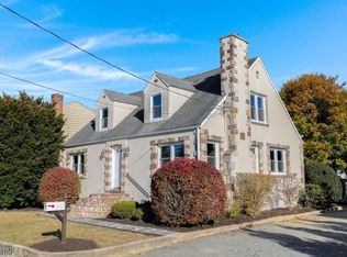 24 Ferro Monte Ave, Kenvil, NJ 07847